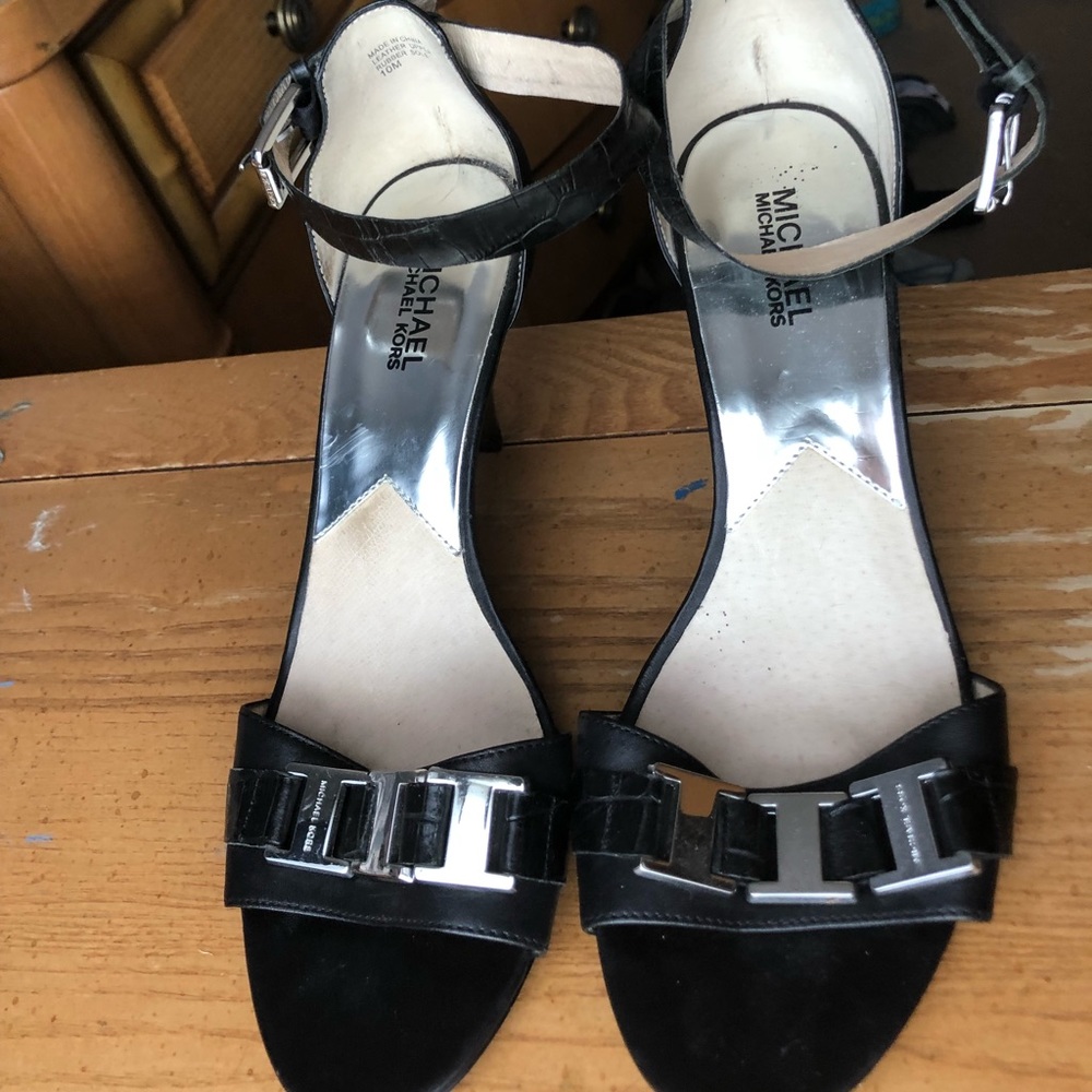 Micheal Kors heels